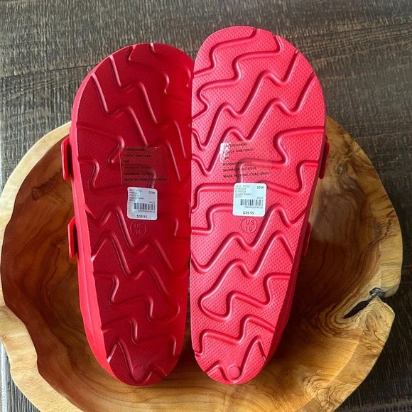 Lane Bryant Bright Red Double-Buckle Women’s Slide Sandals 10 W - Picture 3 of 4